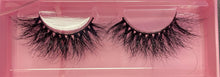 Load image into Gallery viewer, Wispy Mink Lashes