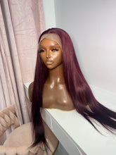 Load image into Gallery viewer, Straight 26” Burgundy Wig
